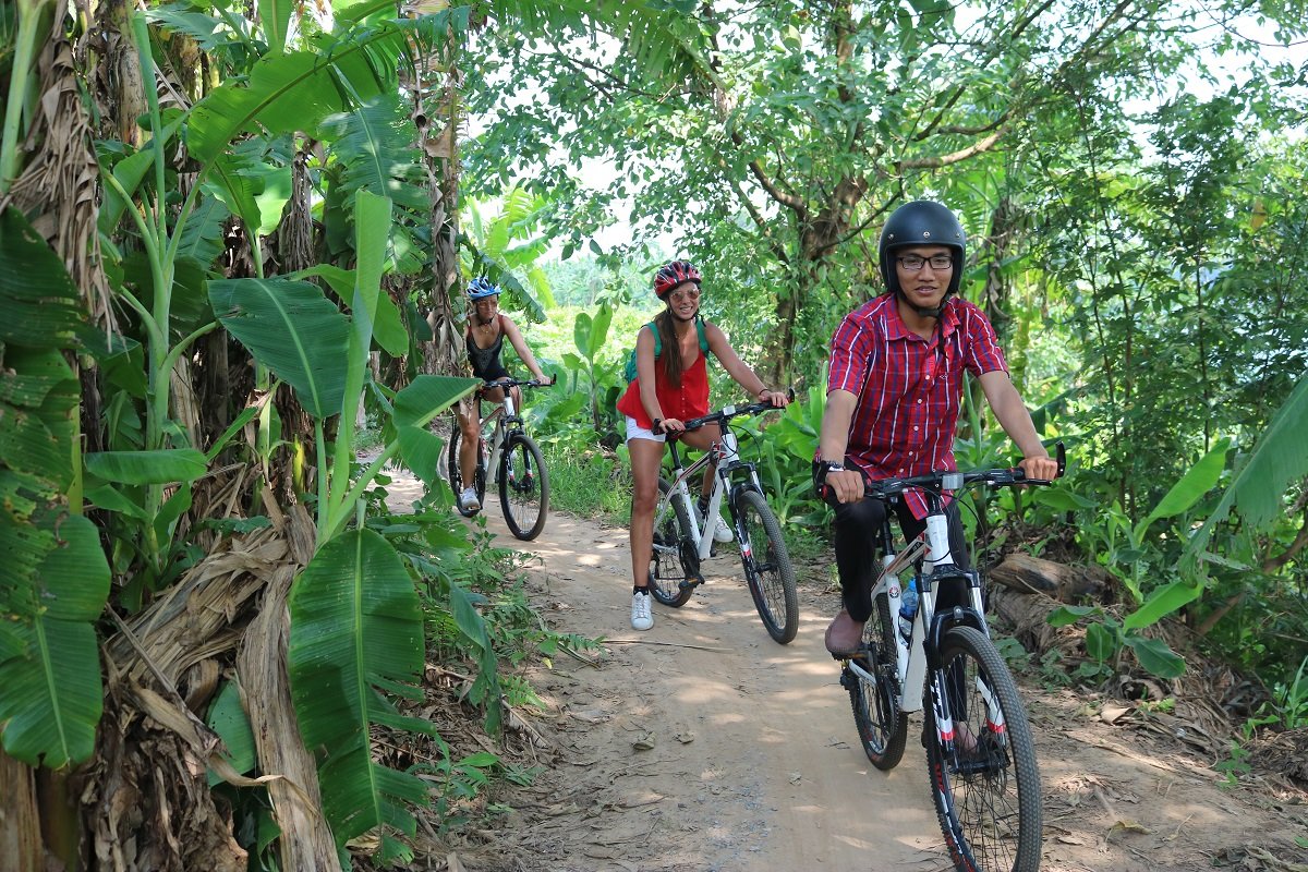 Hanoi Countryside Bike Tour – But Thap Dong Ho Phat Tich 1 Day
